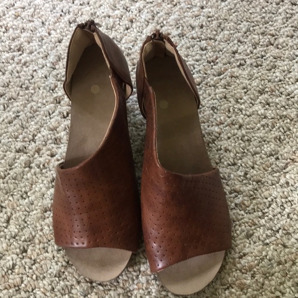 NWT brown leather wedge - Picture 4 of 5